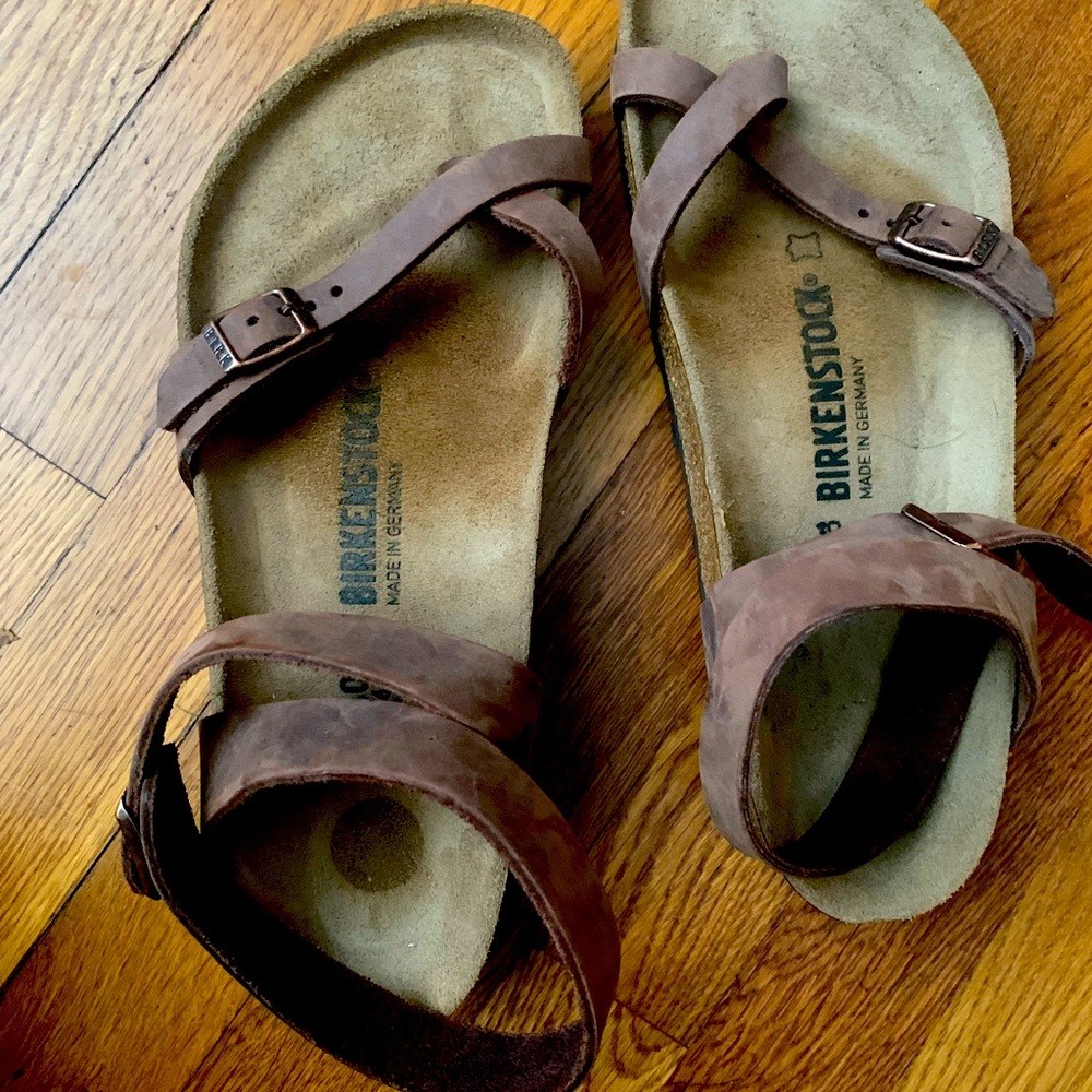 Birkenstock size 9 Yara oiled leather.